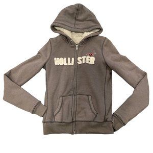 hollister size medium fur lined zip up hoodie